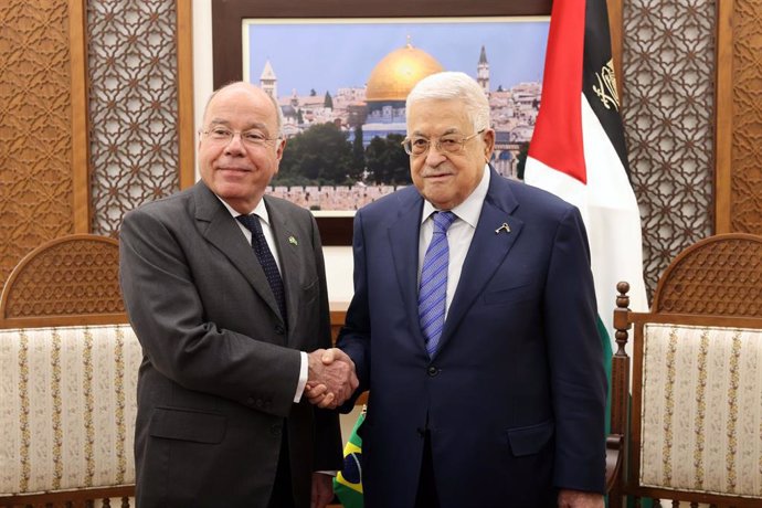 El president palestí, Mahmud Abbas, i el ministre d'Afers exteriors de Brasil, Mauro Petxina de pelegrí