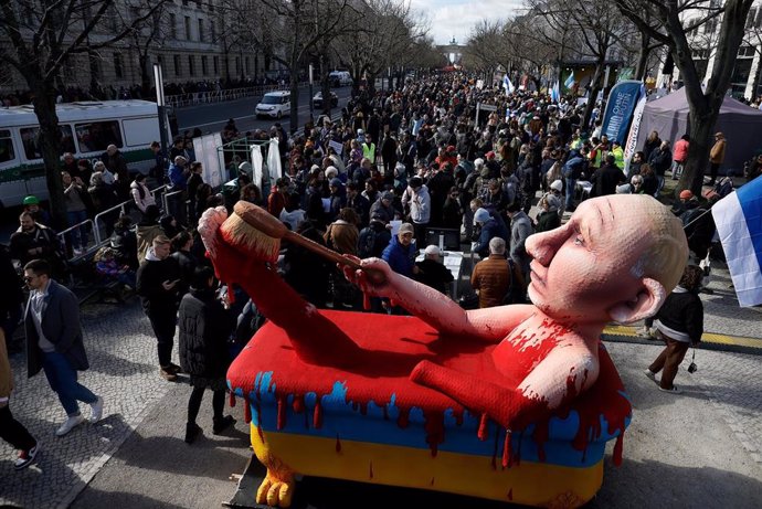 Protesta contra el presidente de Rusia, Vladimir Putin, en Berlín