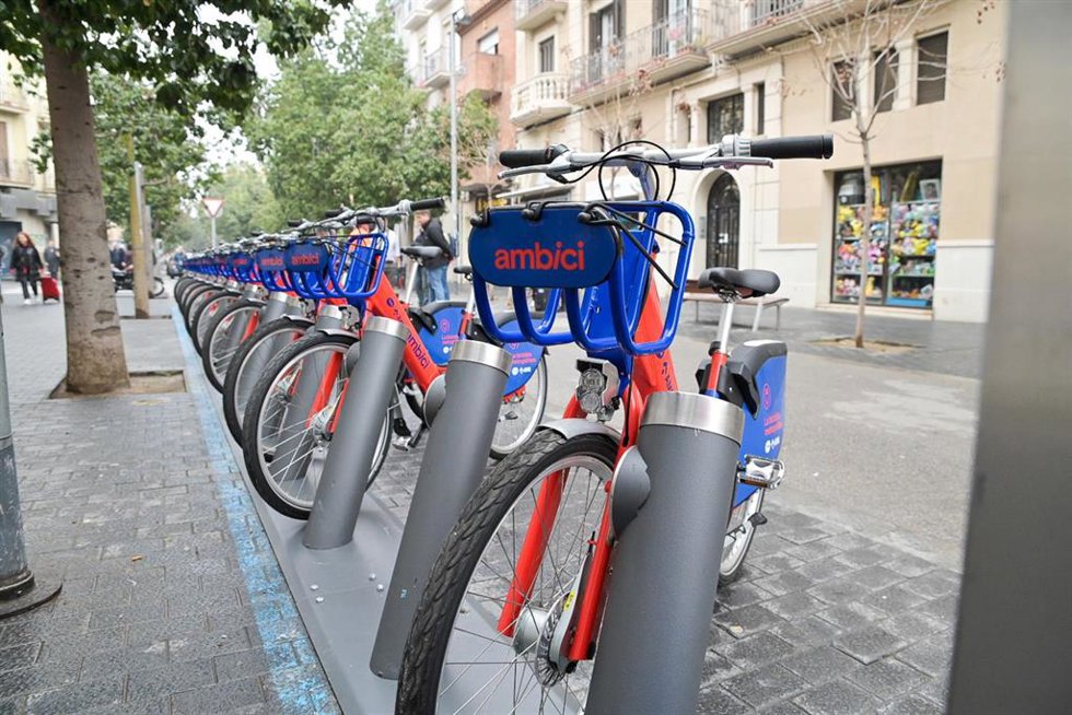 Una de las estaciones de AMBici de Sant Adri de Bess (Barcelona).
