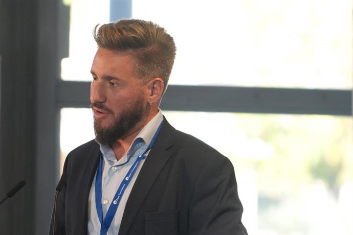 Archivo - El responsable del equipo comercial y de desarrollo del Port de Tarragona, Jordi Angls.