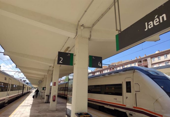 Archivo - Estación de tren de Jaén