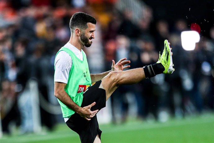 Jose Gaya  of Valencia warms up during the Spanish league, La Liga EA Sports, football match played between Valencia CF and Real Madrid at Mestalla stadium on March 2, 2024, in Valencia, Spain.