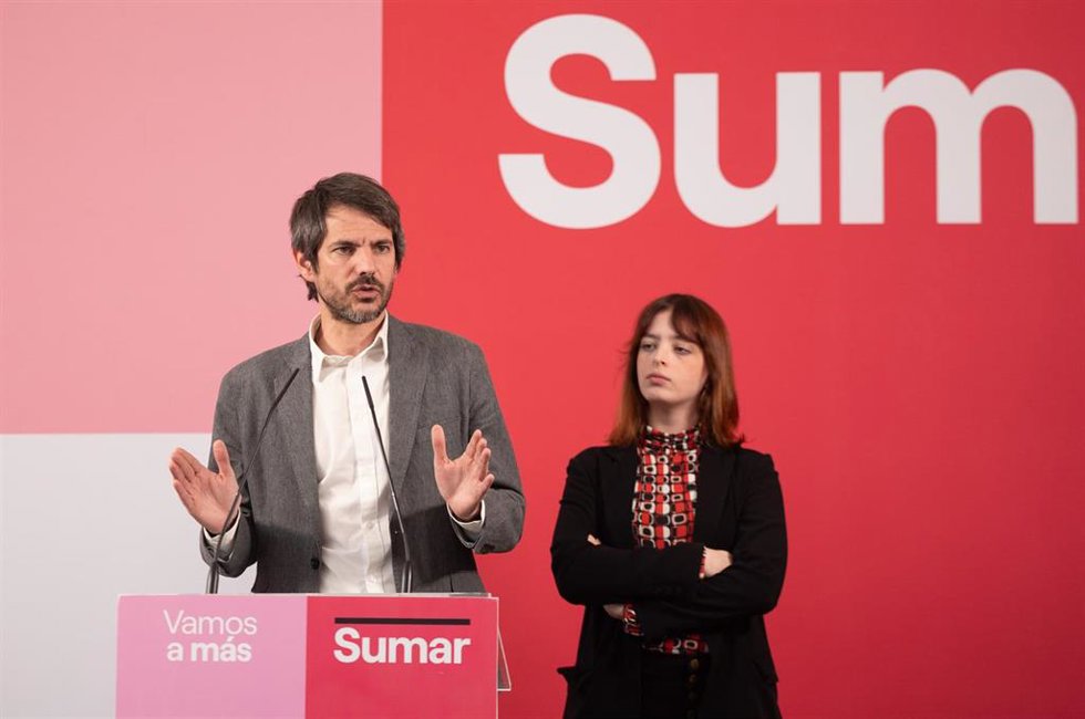 El portavoz de Sumar, Ernest Urtasun, durante una rueda de prensa, en el Espacio Rastro, a 18 de marzo de 2024, en Madrid (España). 
