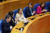Foto: Cambios, bienvenidas y sabor a despedida del reelegido Santalices en la constitución del XII Parlamento gallego