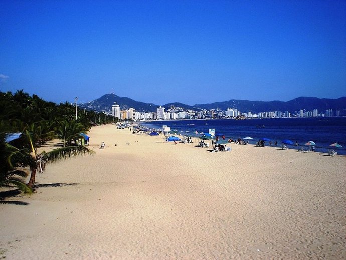 Archivo - Playa De Acapulco
