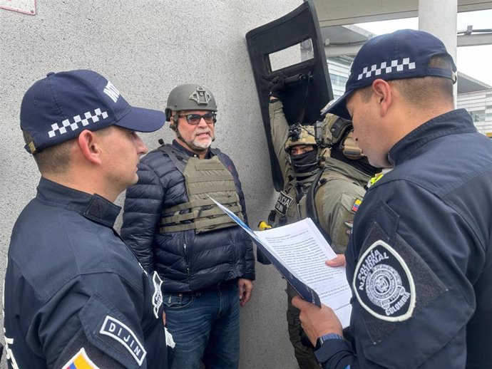 El exjefe paramilitar Salvatore Mancuso llega a Colombia