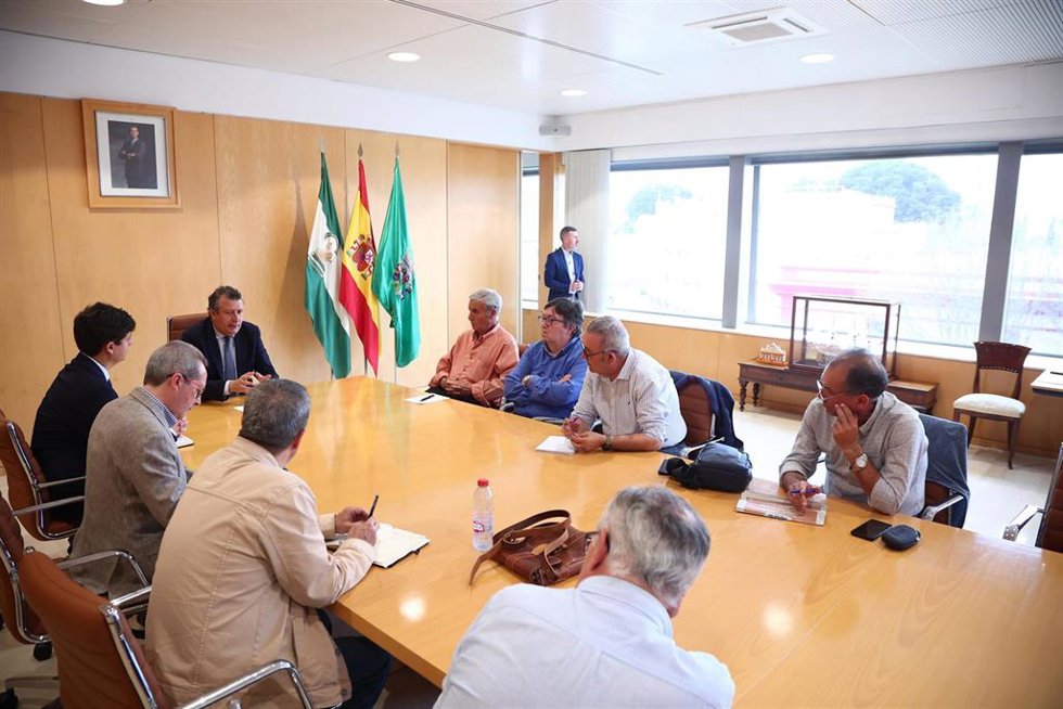 Javier Fernández con la Federación Andaluza de Memoria Democrática