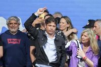 Kicillof anuncia un incremento del salario de los funcionarios en la provincia de Buenos Aires