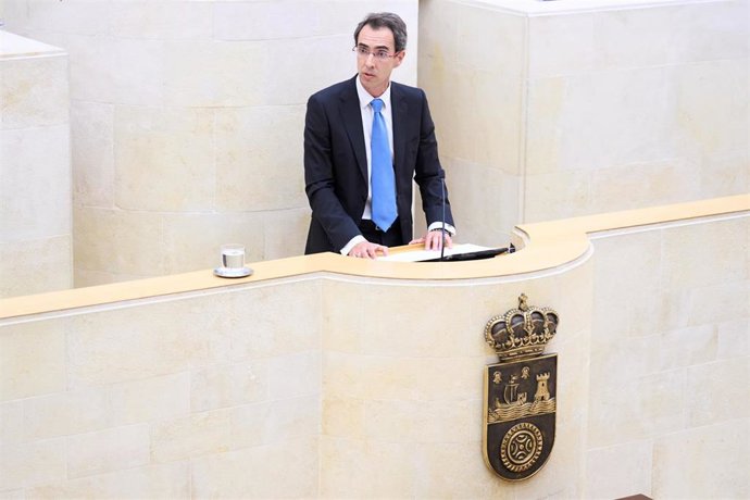 Archivo - El diputado de Vox Armando Blanco en el Parlamento