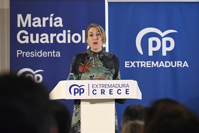 La presidenta del PP extremeño, María Guardiola, en la Junta Directiva Regional del partido