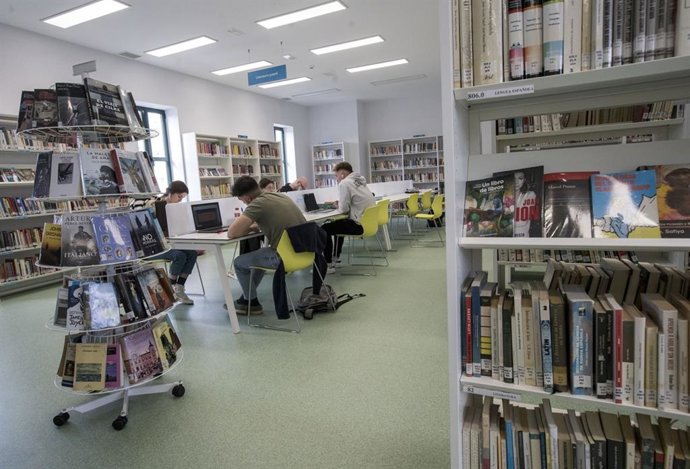 Archivo - Biblioteca de Camargo