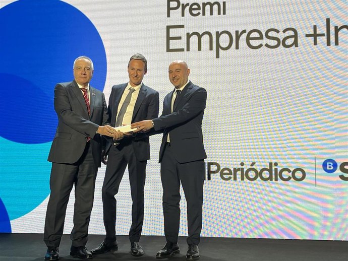 El delegado especial del Estado en el CZFB, Pere Navarro; el ceo de Picvisa, Joan Manel Casamitjana, y el delegado del Gobierno, Carlos Prieto.