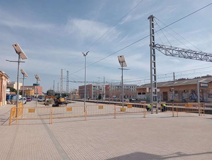 Obras en la estación de Renfe en El Vendrell (Tarragona).