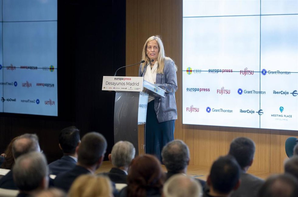 La consejera de Economía, Hacienda y Empleo, Rocío Albert, en los Desayunos Madrid