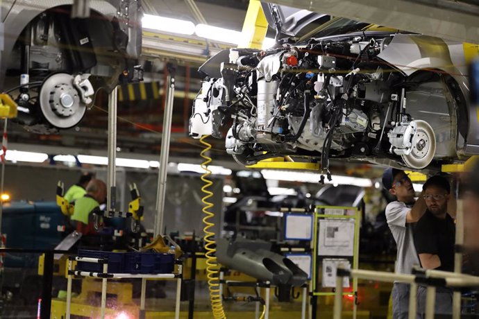 Archivo - Factoría de Opel durante el acto institucional y rueda de prensa con motivo del inicio de la producción en serie del Opel Corsa-e en su factoría, en Zaragoza (España), a 21 de febrero de 2020.