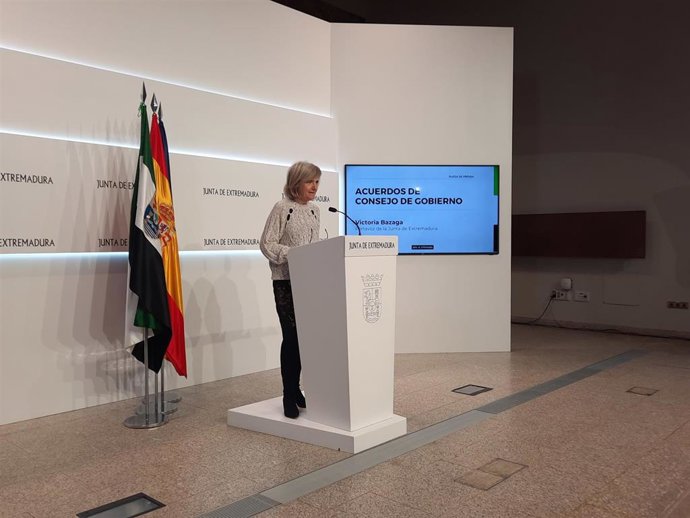 La portavoz de la Junta de Extremadura, Victoria Bazaga, en rueda de prensa tras el Consejo de Gobierno autonómico