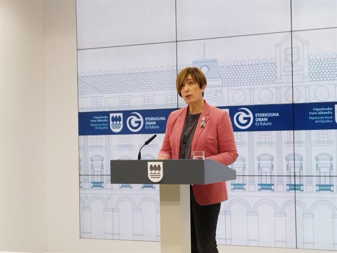 Archivo - Berasaluze en la rueda de prensa para dar cuenta de los temas tratados en el Consejo de Gobierno foral de este martes.