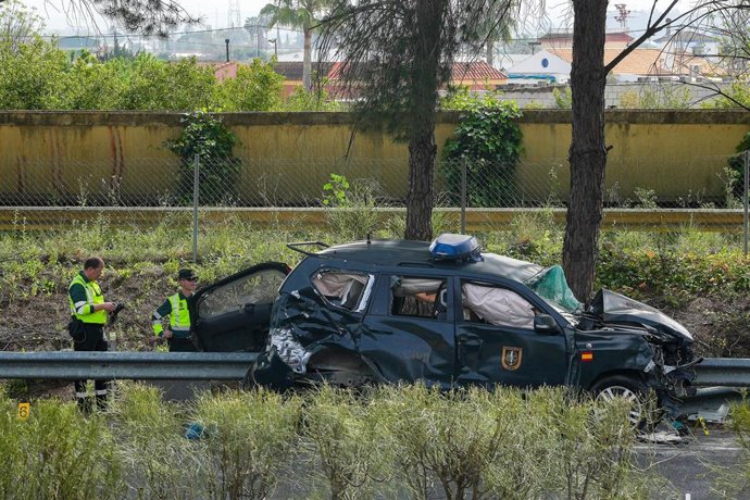 Imágenes del accidente producido hoy en Los Palacios Villafranca