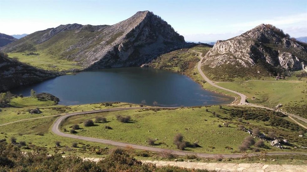 Archivo - Lagos de Covadonga