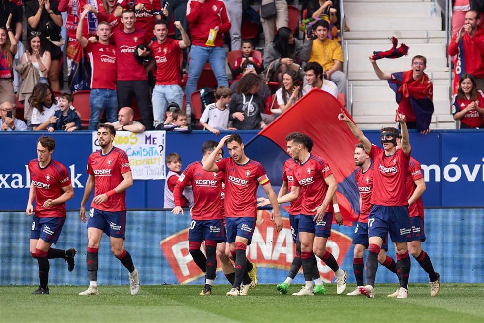 El croata Ante Budimir (CA Osasuna) celebra un gol ante el Real Madrid. 