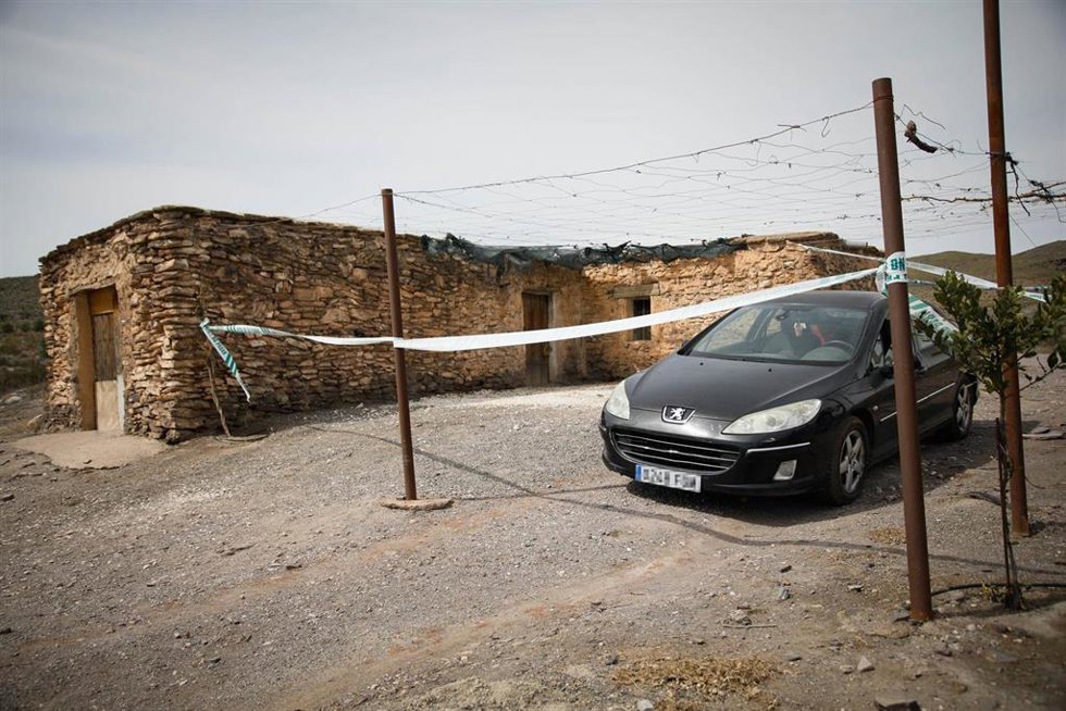 Lugar del presunto asesinato de dos niñas de dos y cuatro años de edad así como la posterior muerte de su padre, de 35 años, en Alboloduy, a 18 de marzo de 2024 en Almería (Andalucía, España). Un hombre, de origen rumano, con orden de alejamiento mata a