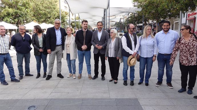 El secretario general del PSOE de Málaga, Daniel Pérez, en rueda de prensa en Torremolinos