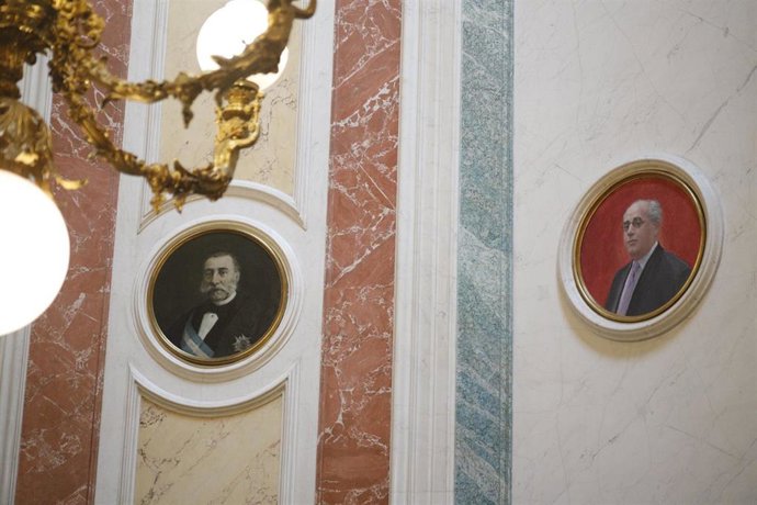 Tondos en el Vestíbulo de Isabel II del Congreso