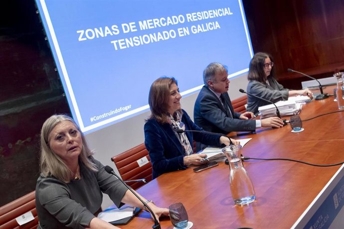 La vicepresidenta segunda y conselleira de Medio Ambiente, Territorio e Vivenda, Ángeles Vázquez, participa en el encuentro sobre vivenda 'Declaración de zonas de mercado tensionado y sus efectos'.