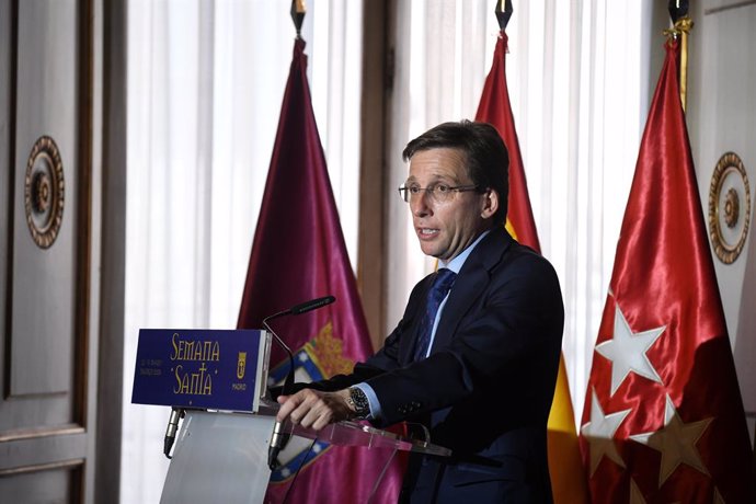 El alcalde de Madrid, José Luis Martínez-Almeida, presenta la programación cultural de la Semana Santa 2024, en la Casa de la Villa, a 13 de marzo de 2024, en Madrid (España). En esta ocasión, lo llamativo de la Semana Santa madrileña será que entre otr