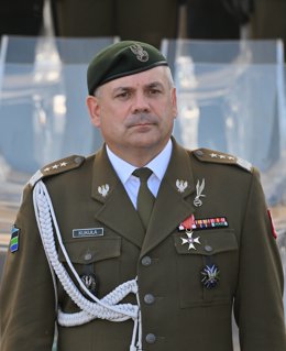 Archivo - El jefe del Ejército de Polonia, Wieslaw Kukula.