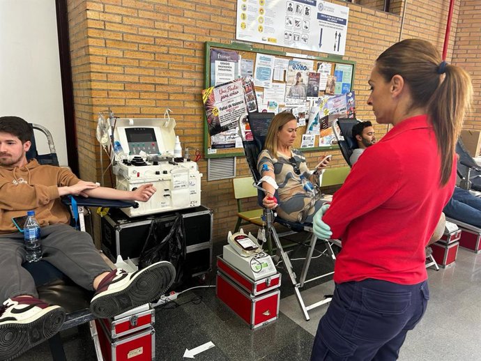 Donación de sangre en la UAL.