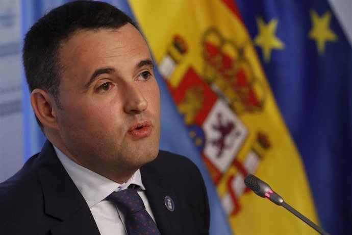 Archivo - El consejero de Hacienda y Fondos Europeos, Guillermo Peláez.