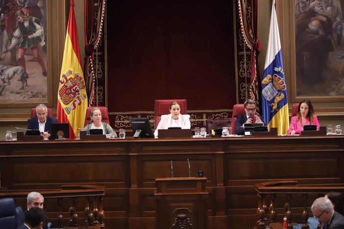 Mesa del Parlamento