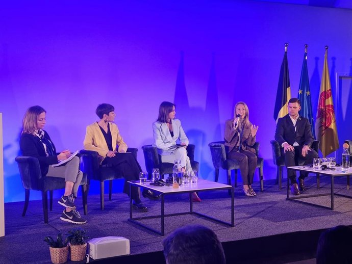 Virginia Marco, en la Cumbre de las Regiones