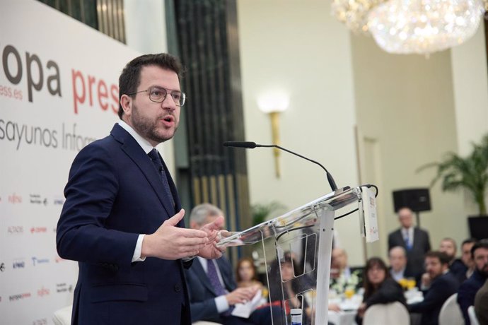 El presidente de la Genralitat de Catalunya, Pere Aragonès, protagoniza un desayuno informativo de Europa Press, en el Hotel InterContinental Madrid, a 20 de marzo de 2024, en Madrid (España).