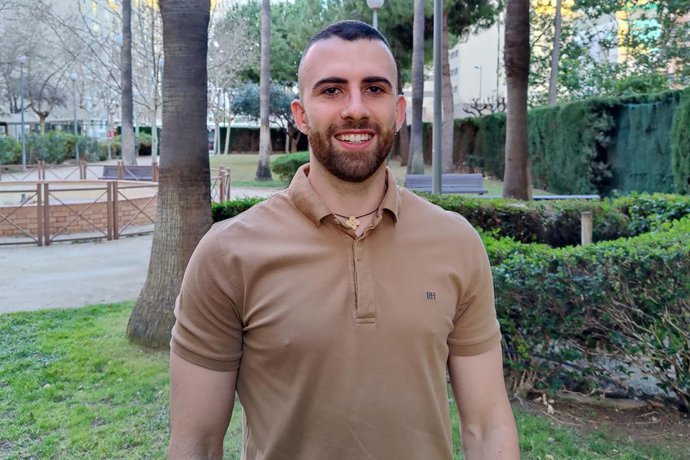 L'alumne de Medicina Telmo Martínez, guardonat amb el Premi José Barberá pel seu TFG sobre cirurgia de columna