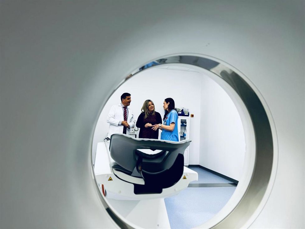 Visita al nuevo TAC del Hospital de Úbeda.