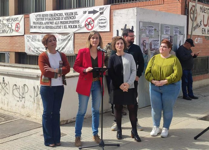 La líder de los Comuns en el Parlament, Jéssica Albiach, junto con la exalcaldesa de Montcada Laura Campos, la alcaldesa de Santa Perptua de Mogoda, Támar Zamora y el concejal en Sant Cugat (Barcelona) Ramon Gutiérrez