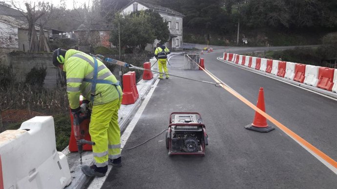 Instalación pretil Puente del Esquilo km 0,340 N-640A