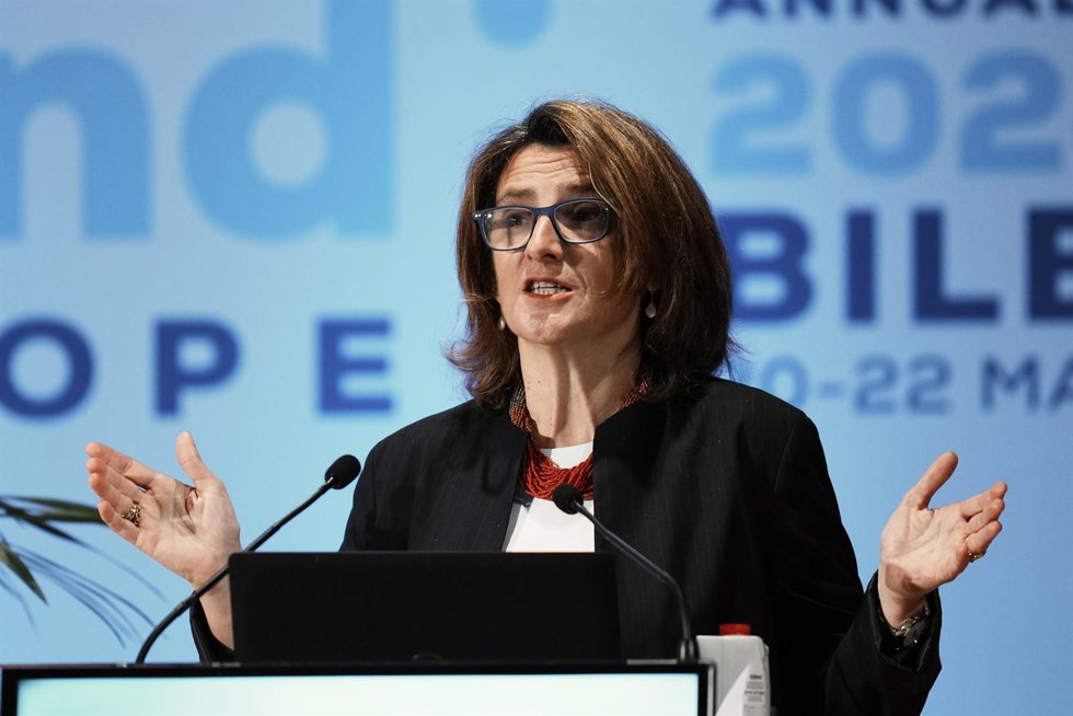 La vicepresidenta del Gobierno y ministra para la transición ecológica y el reto demográfico, Teresa Ribera, interviene durante la inauguración de Wind Europe 2024, en Bilbao Exhibition Centre, a 20 de marzo de 2024, en Barakaldo