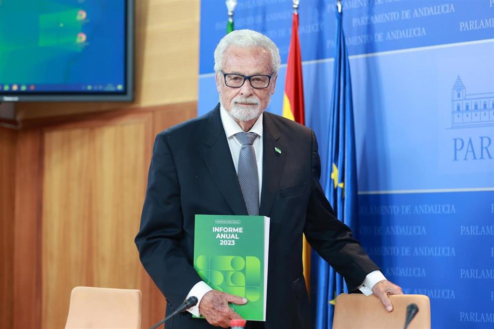 El Defensor del Pueblo andaluz, Jesús Maeztu, en la presentación del Informe Anual 2023.