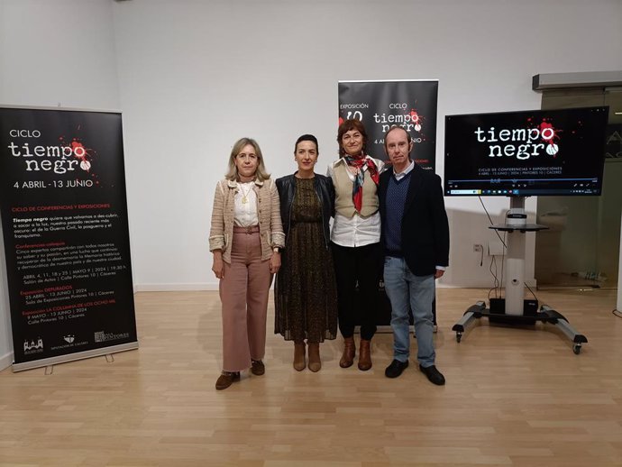 Presentación del programa 'Tiempo negro' que organiza la Diputación de Cáceres sobre memoria democrática