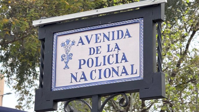 La Policía Nacional tiene una avenida con el nombre de la institución en Antequera