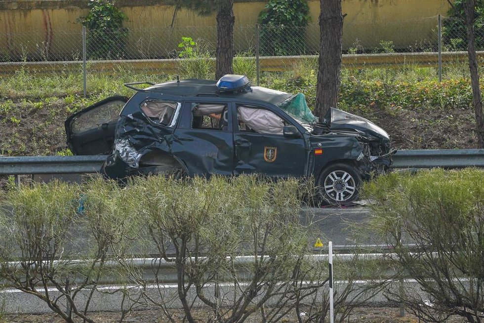 Imágenes de uno de los coches del GAR tras el accidente