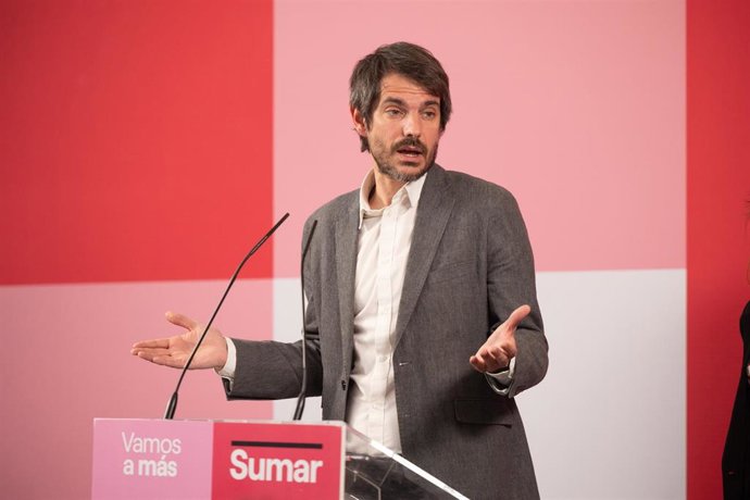 El portavoz de Sumar, Ernest Urtasun, ofrece una rueda de prensa, en el Espacio Rastro, a 18 de marzo de 2024, en Madrid (España). 