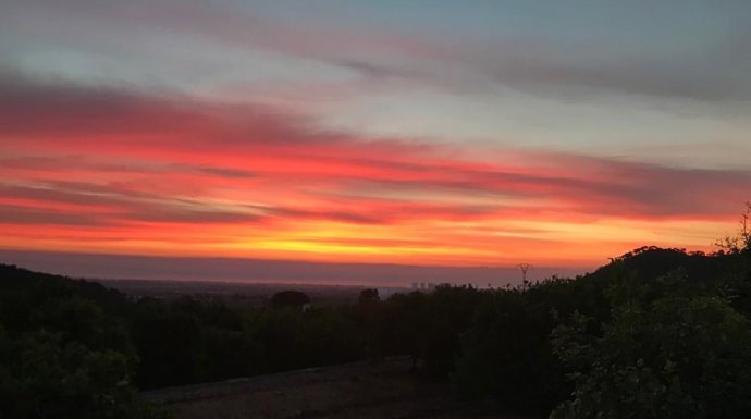 Archivo - Arxiu - Núvols alts a la Comunitat