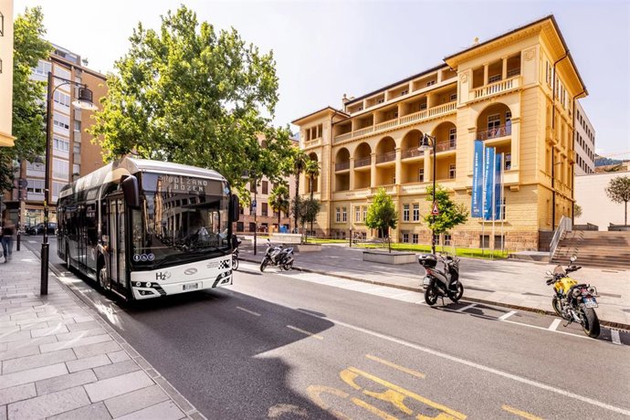 Archivo - Autobús Solaris