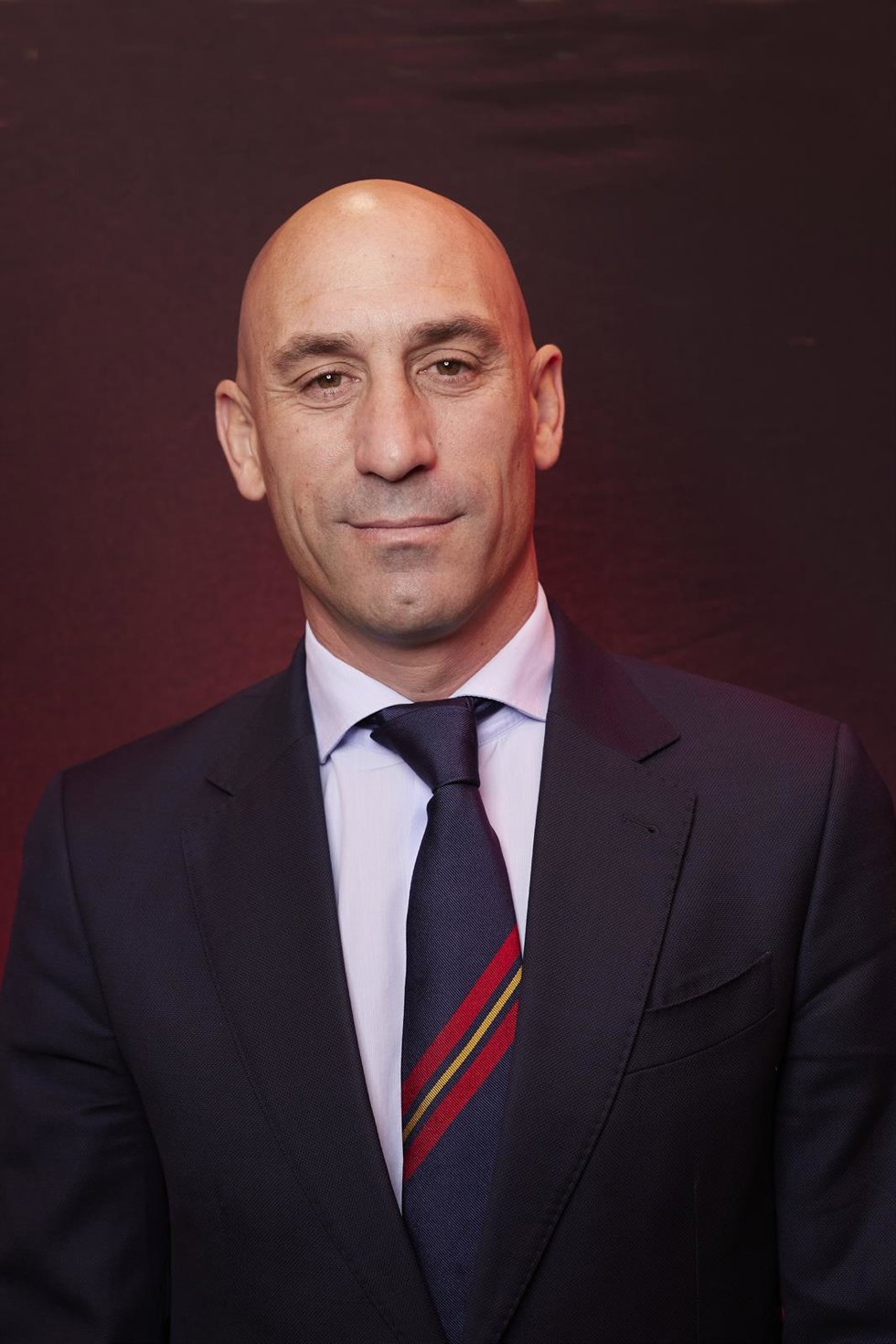 Archivo - El ex presidente de la Real Federación Española de Fútbol, Luis Rubiales, posa para Europa Press, en el Auditorio Meeting Place en febrero de 2023.