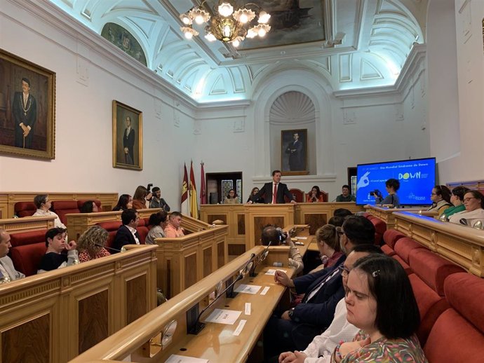 Pleno en el Ayuntamiento de Toledo por el Día Mundial del Síndrome de Down