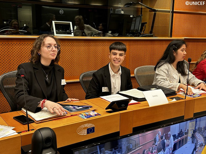 Organizaciones de derechos de infancia presentan en el Parlamento Europeo 'Vote for Children'